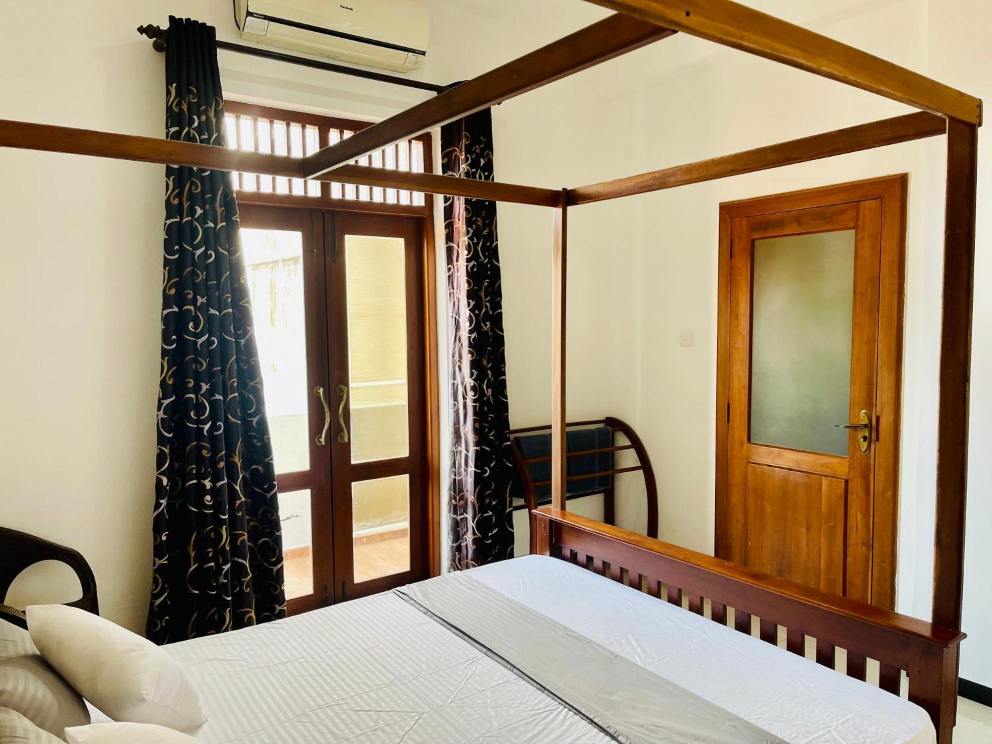 Sand & Surf Guest House Negombo Ngoại thất bức ảnh