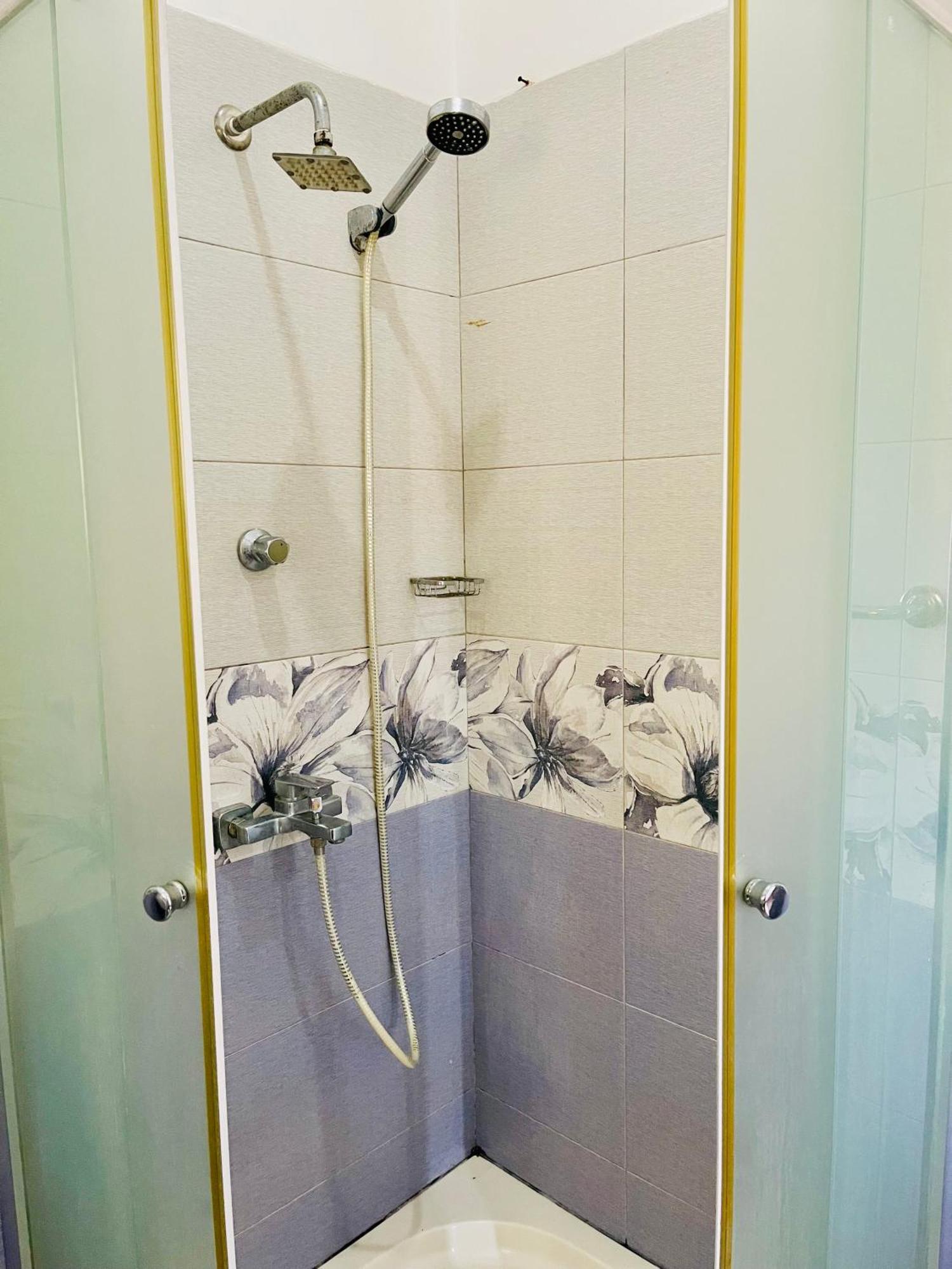 Sand & Surf Guest House Negombo Ngoại thất bức ảnh