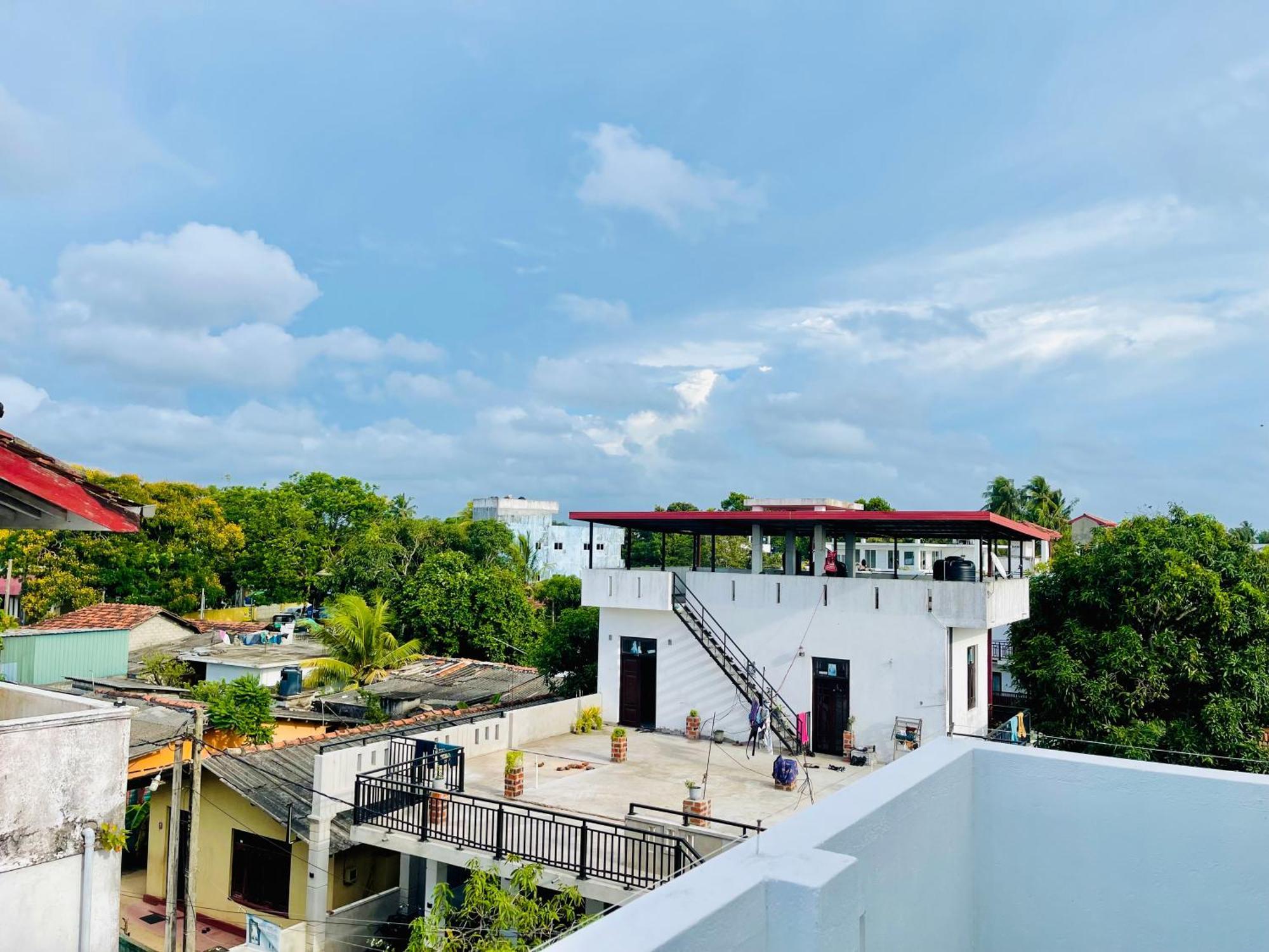 Sand & Surf Guest House Negombo Ngoại thất bức ảnh