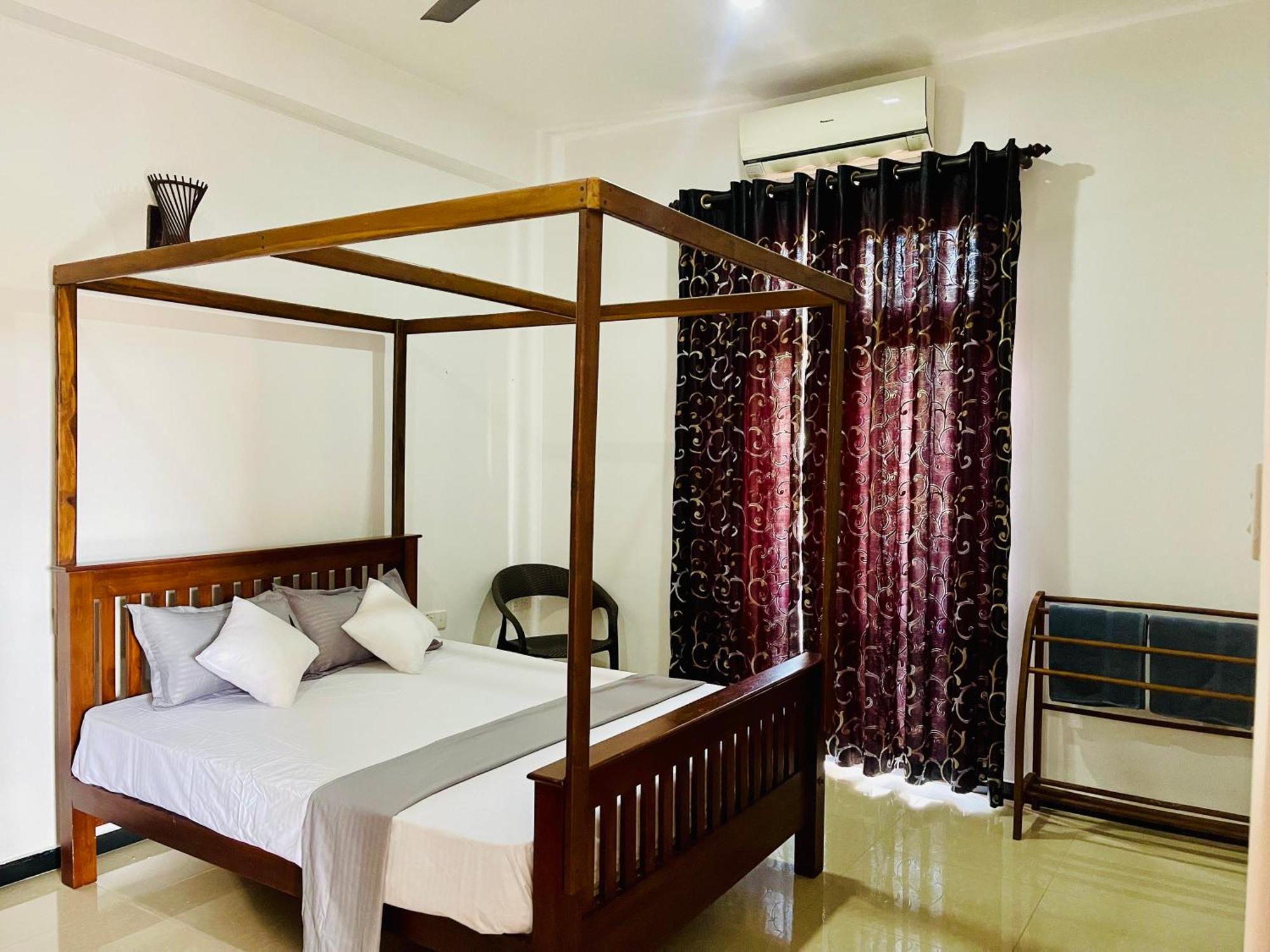 Sand & Surf Guest House Negombo Ngoại thất bức ảnh